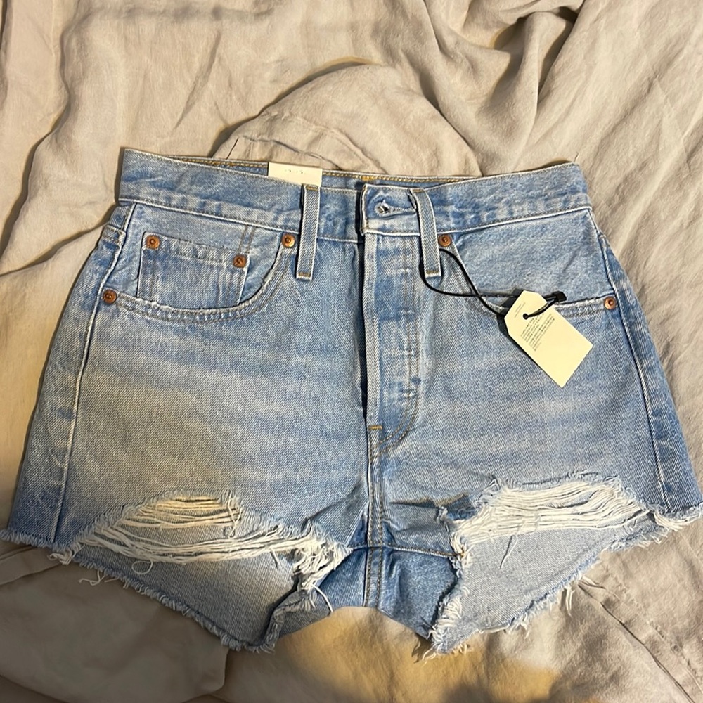 501 levi shorts